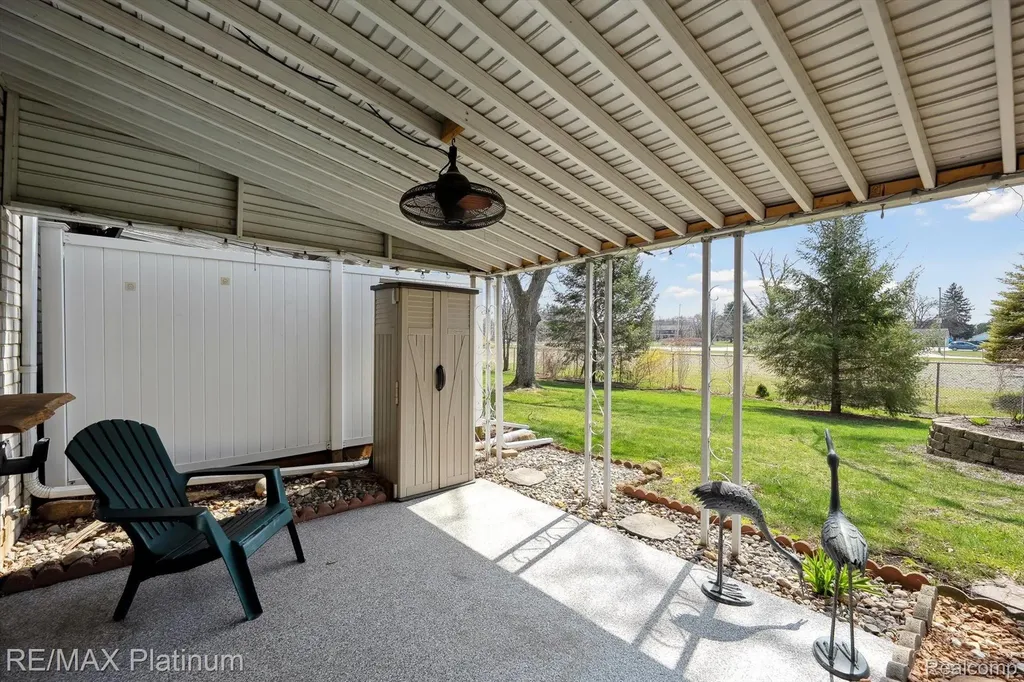 5992 Alan Drive Brighton City MI 48116