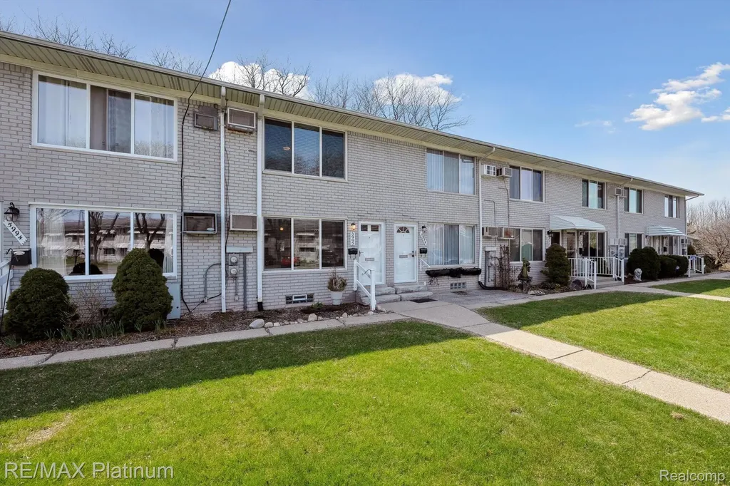5992 Alan Drive Brighton City MI 48116