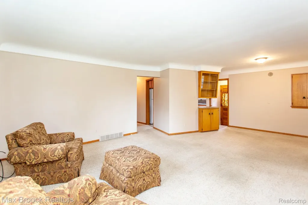 13565 Dixie Redford Charter Township MI 48239