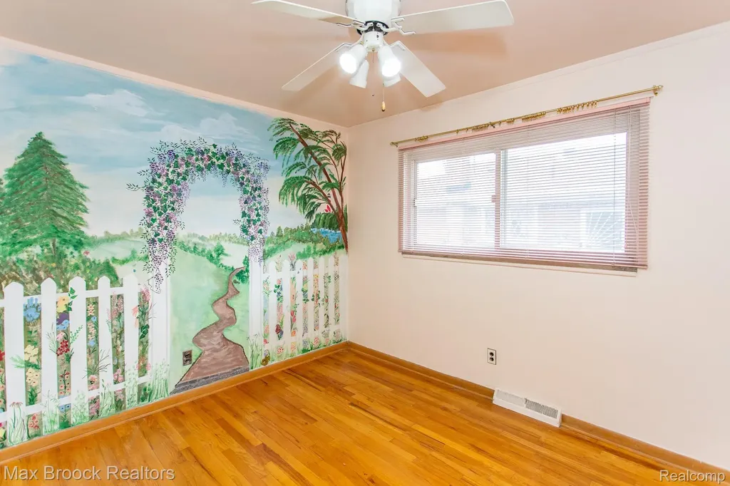 13565 Dixie Redford Charter Township MI 48239
