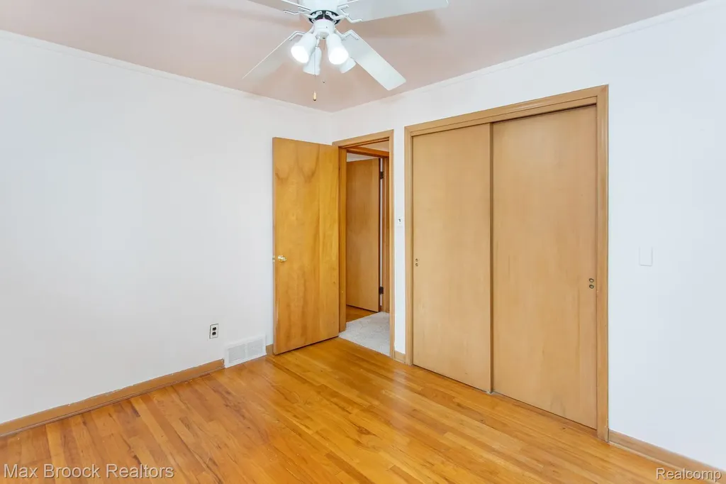 13565 Dixie Redford Charter Township MI 48239