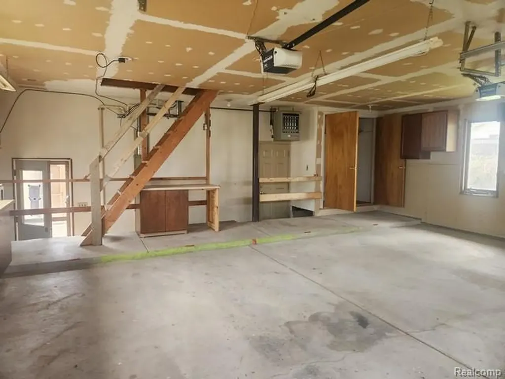 9125 Clinton Street Rose Township MI 48442