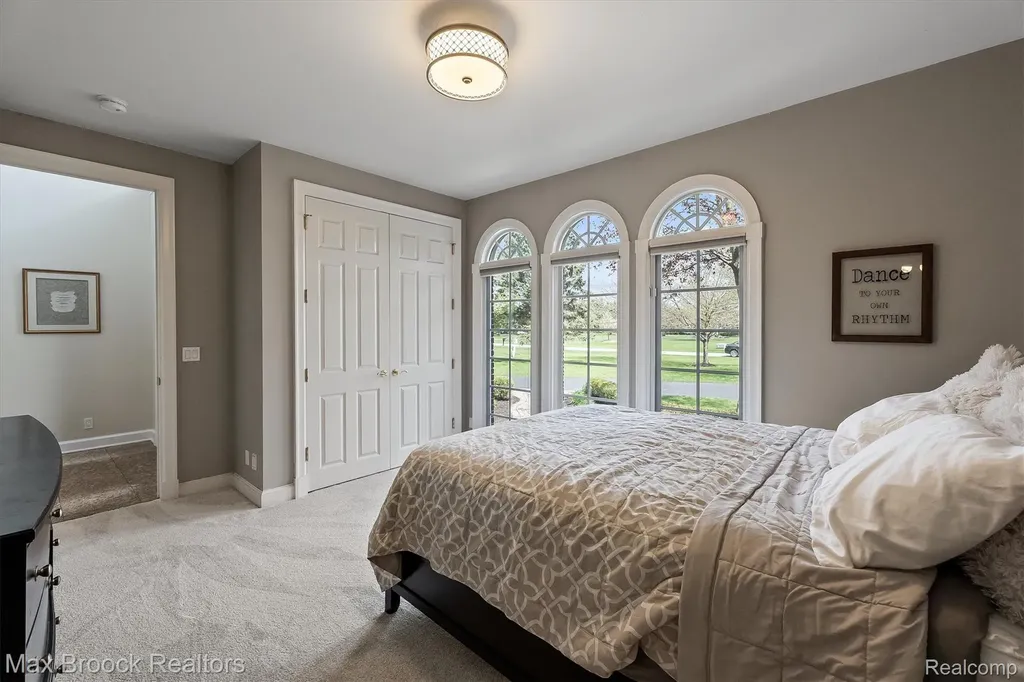 398 Shrewsbury Drive Orion Charter Township MI 48348