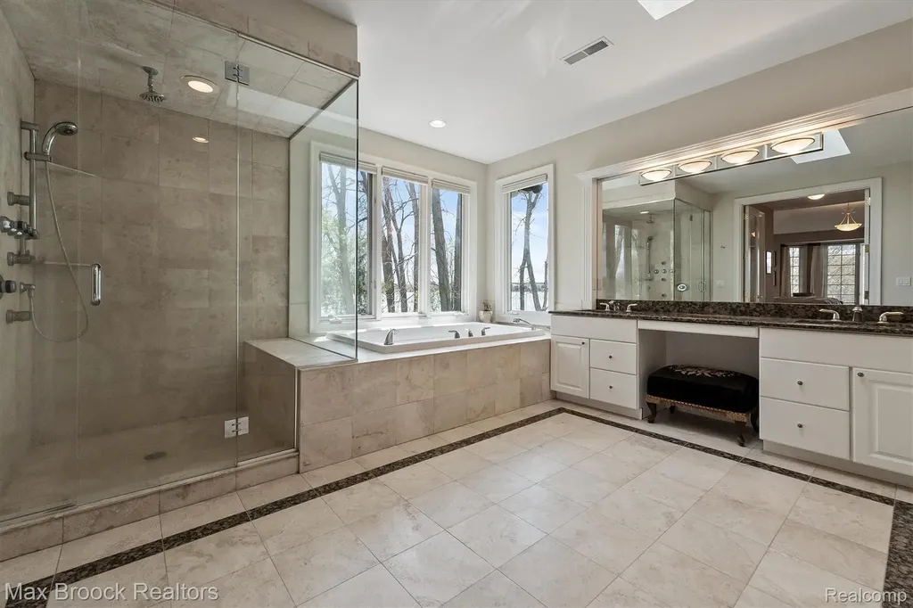 398 Shrewsbury Drive Orion Charter Township MI 48348