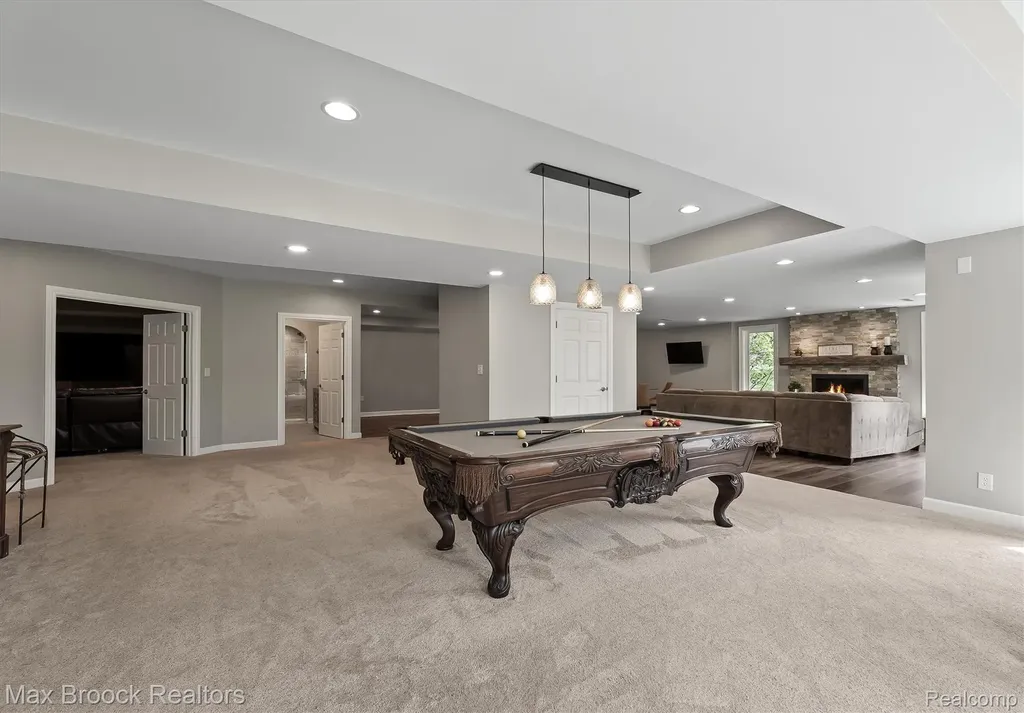 398 Shrewsbury Drive Orion Charter Township MI 48348