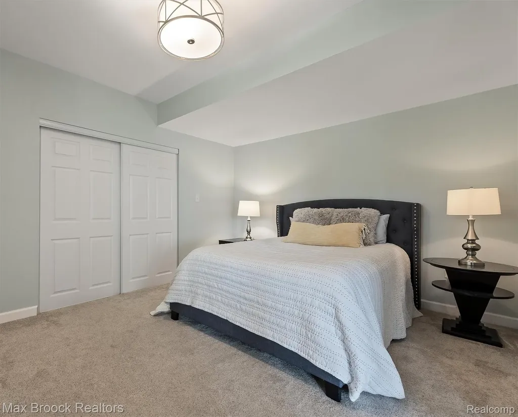 398 Shrewsbury Drive Orion Charter Township MI 48348