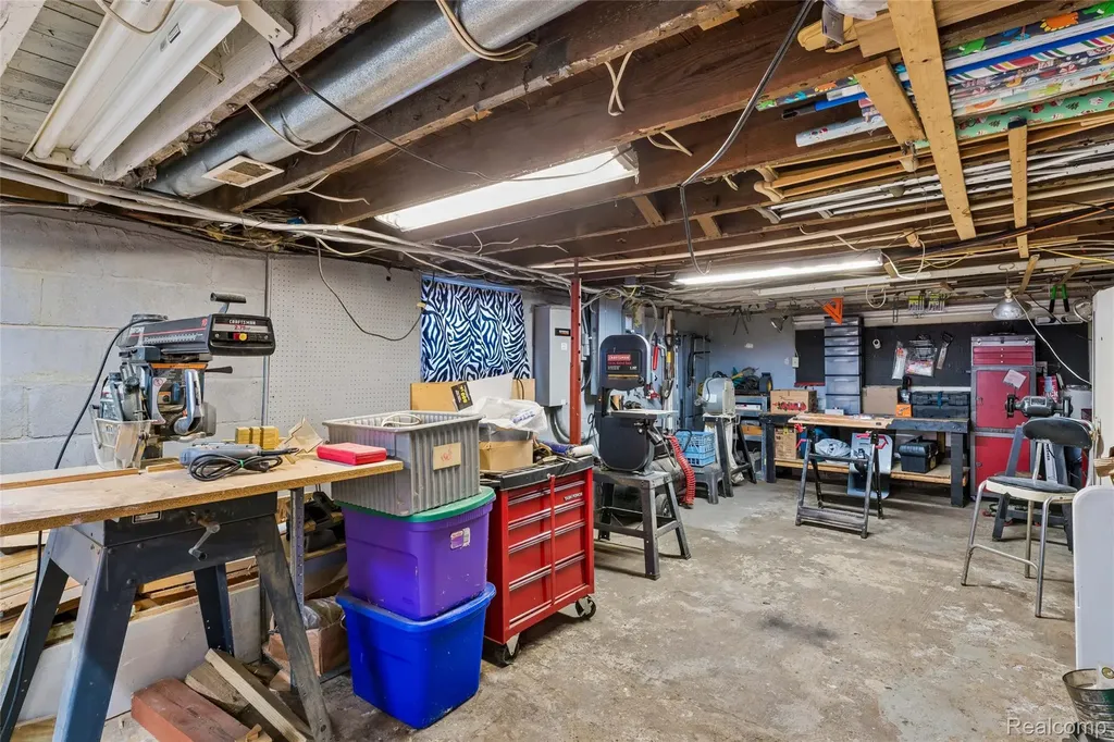 11472 E Lippincott Boulevard Davison Township MI 48423