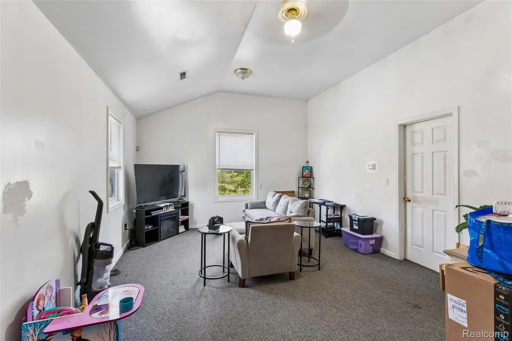 11472 E Lippincott Boulevard Davison Township MI 48423