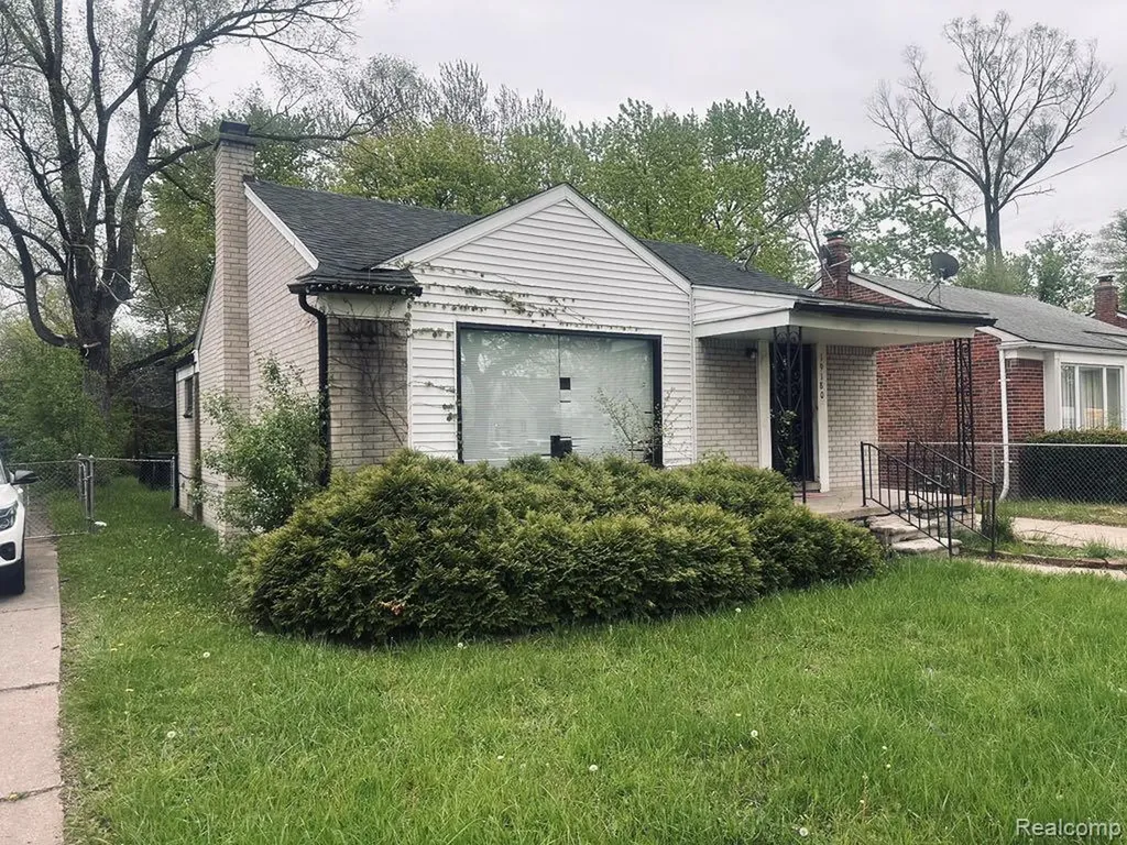 19180 Riverview Street Detroit City MI 48219