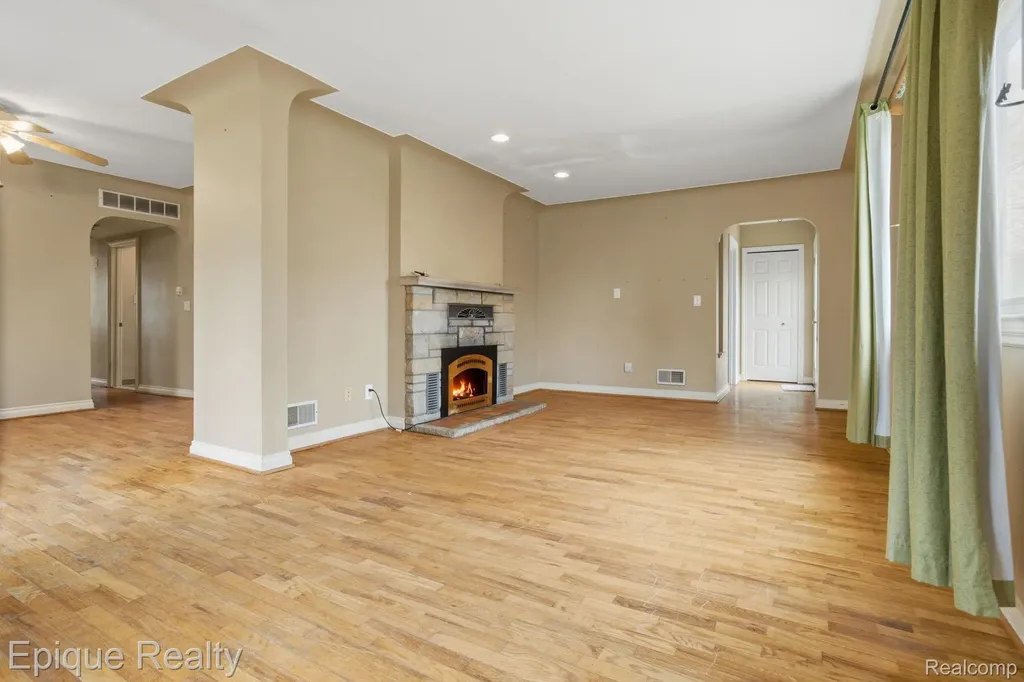 53100 Washington Street New Baltimore City MI 48047