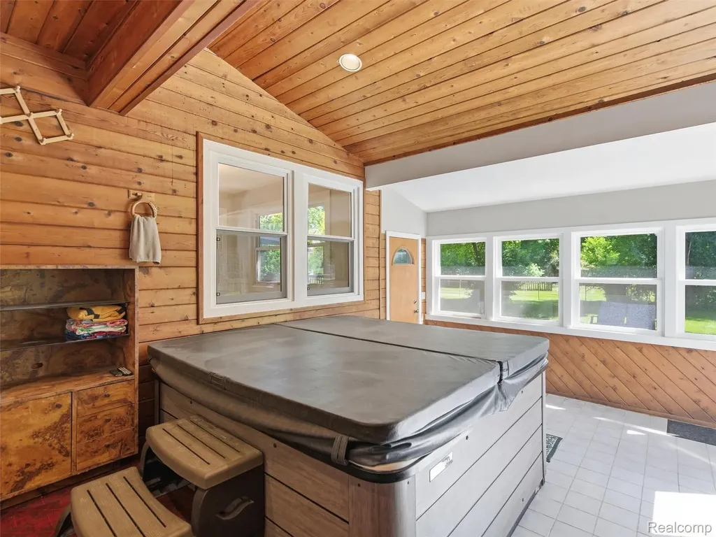 5409 Stony Hill Court Grand Blanc Charter Township MI 48439