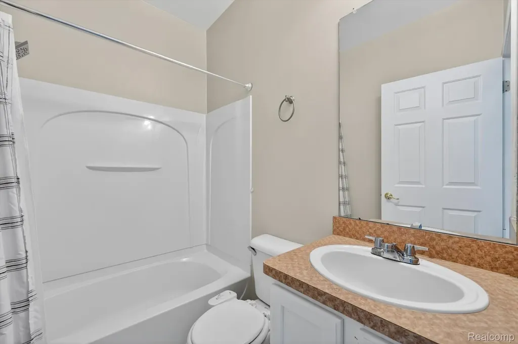 43027 Strand Drive Sterling Heights City MI 48313