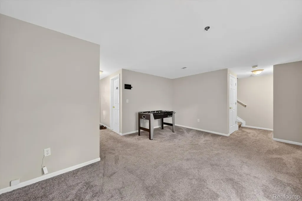 43027 Strand Drive Sterling Heights City MI 48313