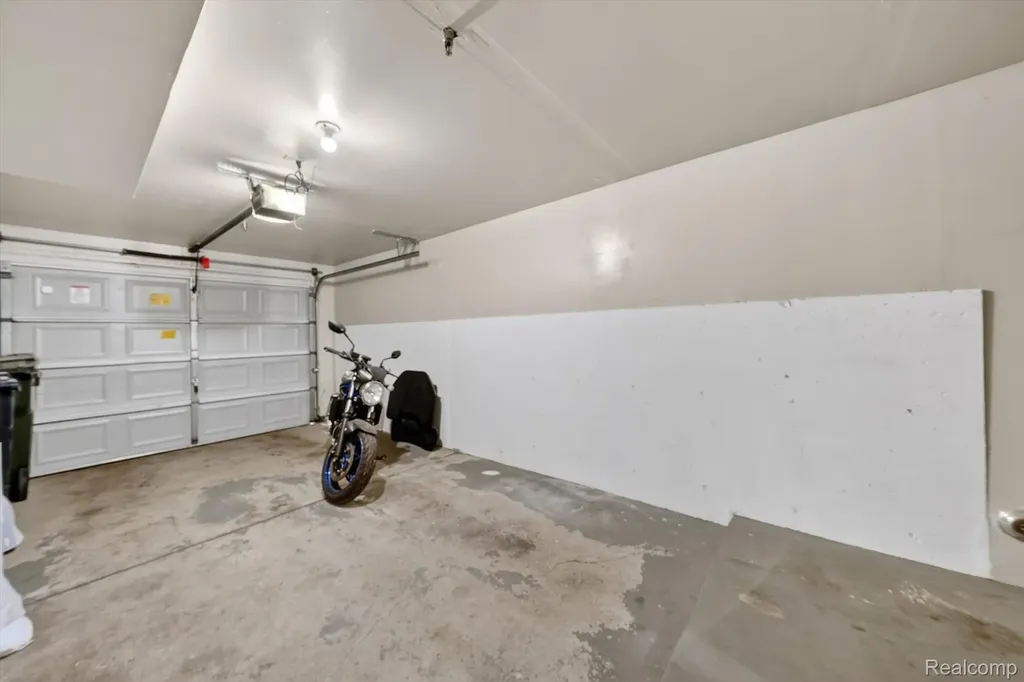 43027 Strand Drive Sterling Heights City MI 48313