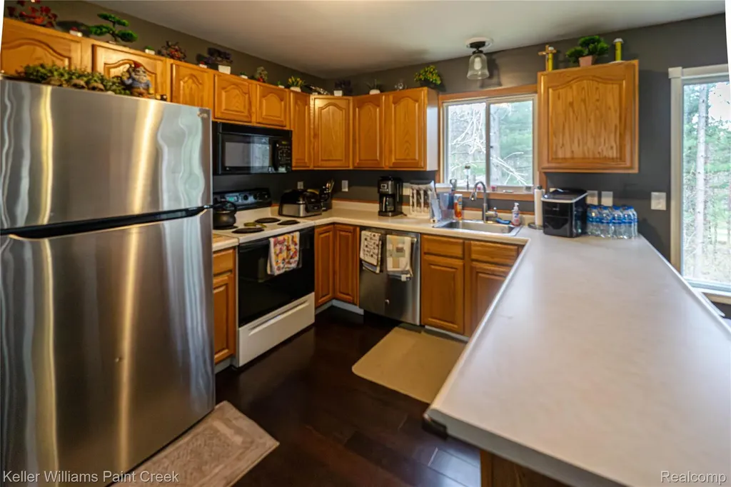 228 Clearview Drive Lyon Township MI 48653