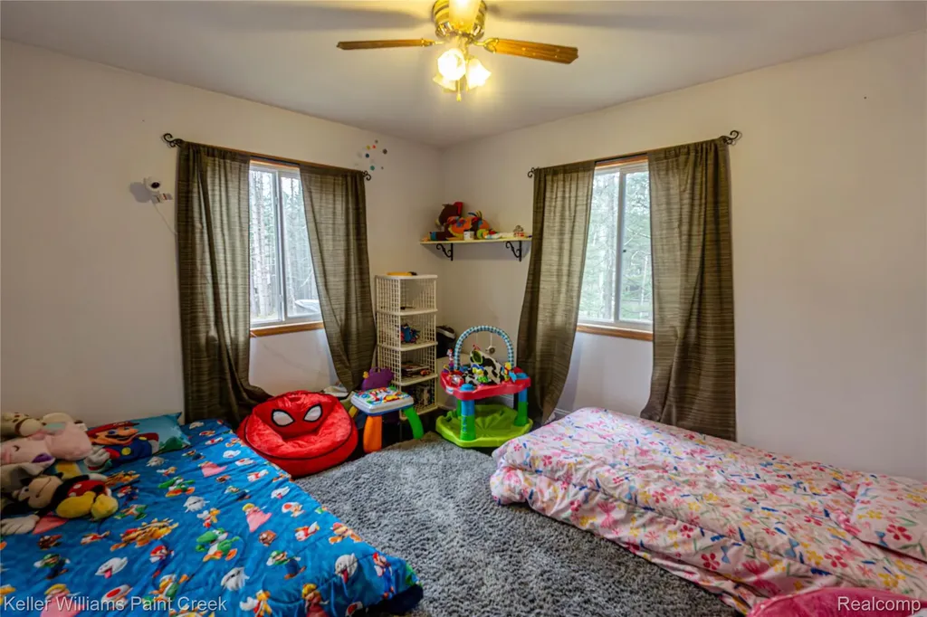 228 Clearview Drive Lyon Township MI 48653