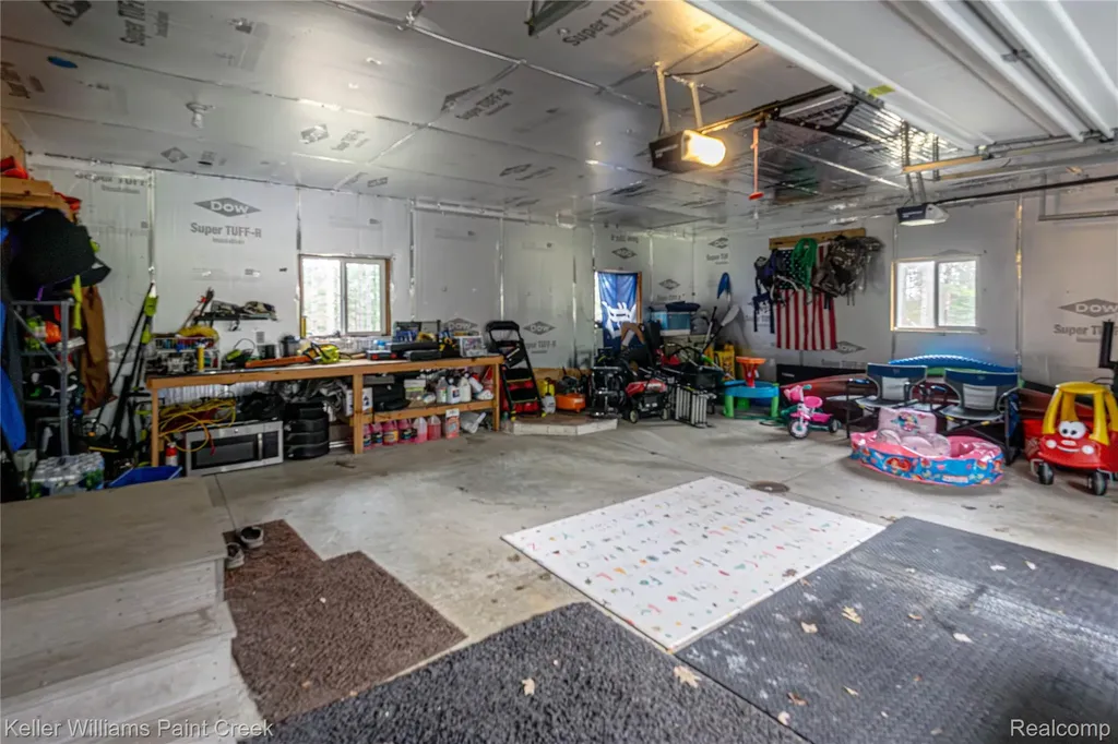 228 Clearview Drive Lyon Township MI 48653