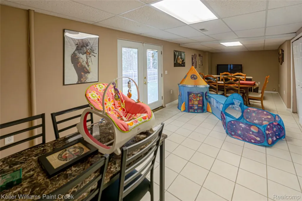 228 Clearview Drive Lyon Township MI 48653