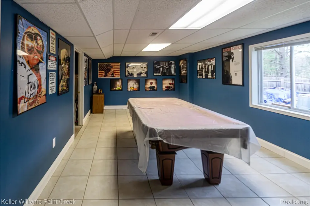 228 Clearview Drive Lyon Township MI 48653