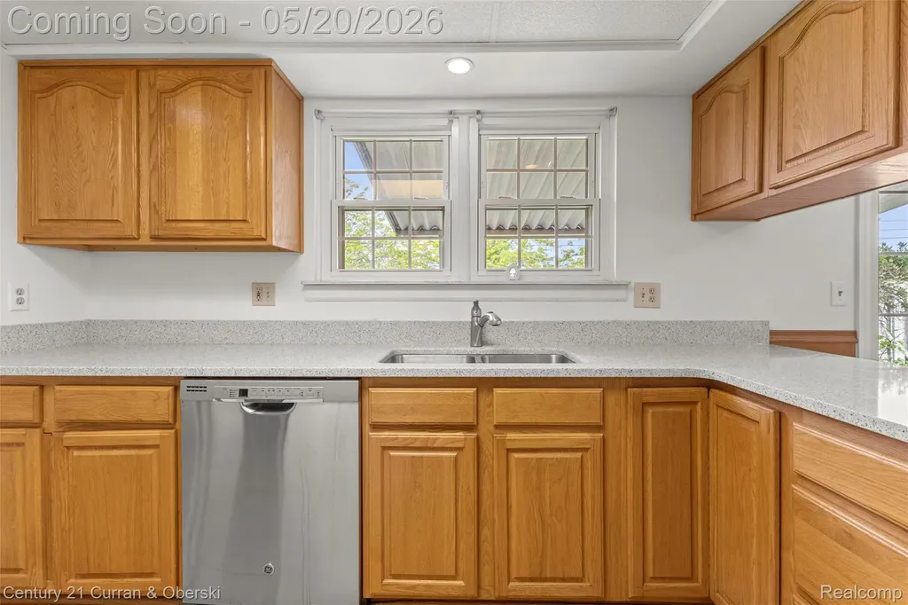 6873 Carriage Hills Drive Canton Charter Township MI 48187