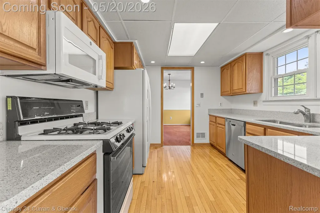 6873 Carriage Hills Drive Canton Charter Township MI 48187