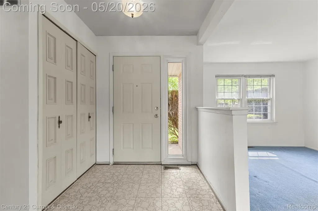 6873 Carriage Hills Drive Canton Charter Township MI 48187