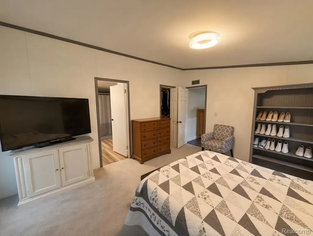 6988 Mckean Road Lot #220 Ypsilanti City MI 48197