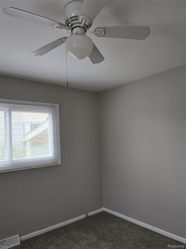 9114 Pontiac Lake Road White Lake Charter Township MI 48386