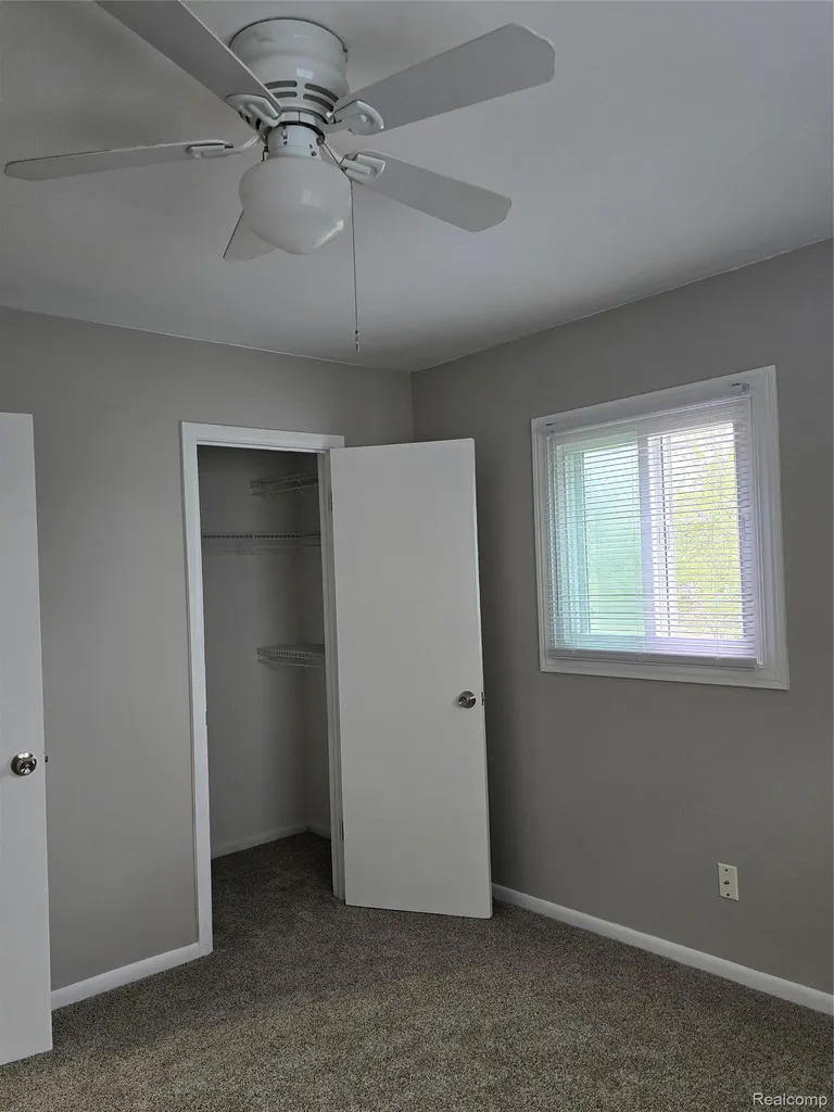 9114 Pontiac Lake Road White Lake Charter Township MI 48386