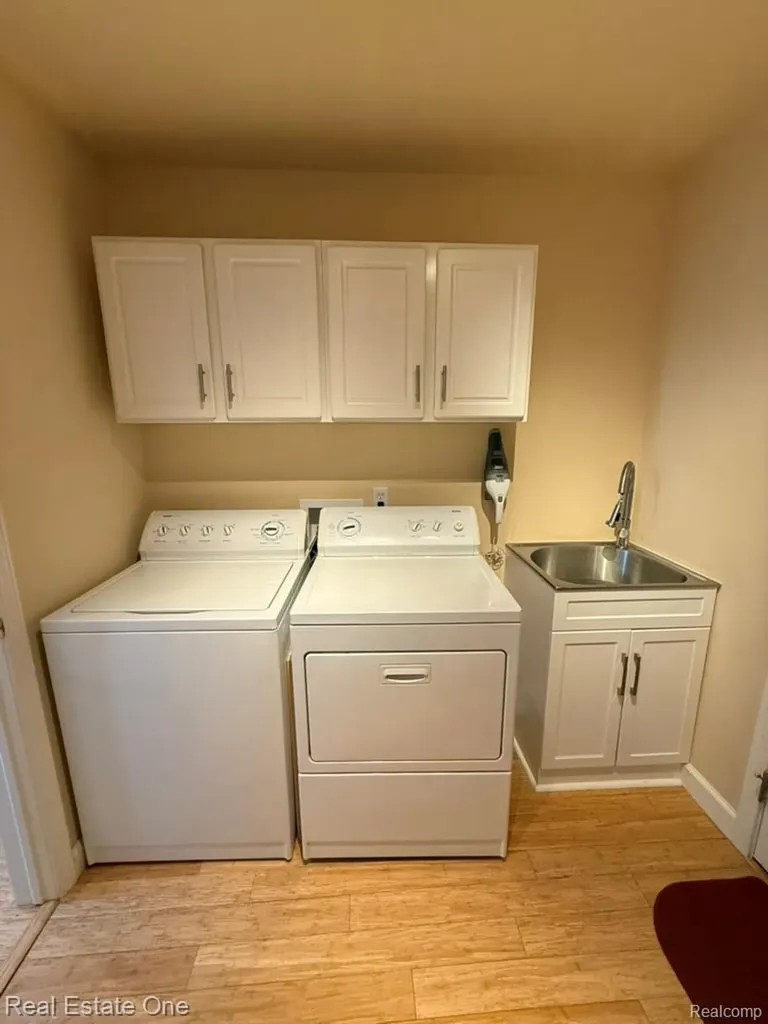 12276 Pagels Drive Grand Blanc City MI 48439