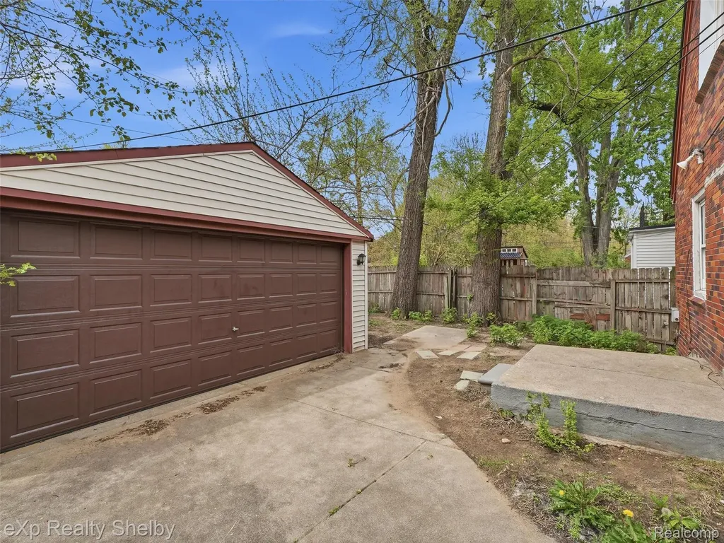 18441 Monica Street Detroit City MI 48221