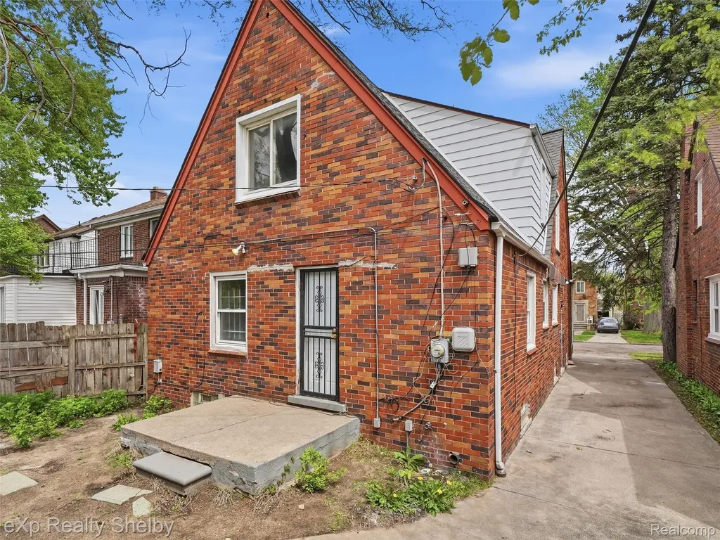 18441 Monica Street Detroit City MI 48221