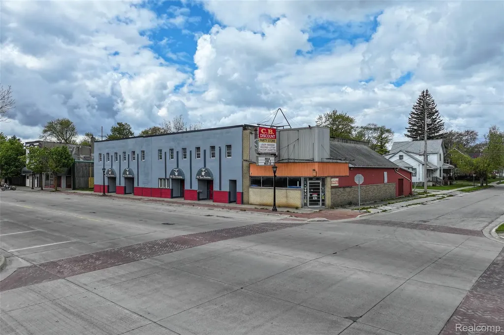 1600 Broadway Street Bay City City MI 48708