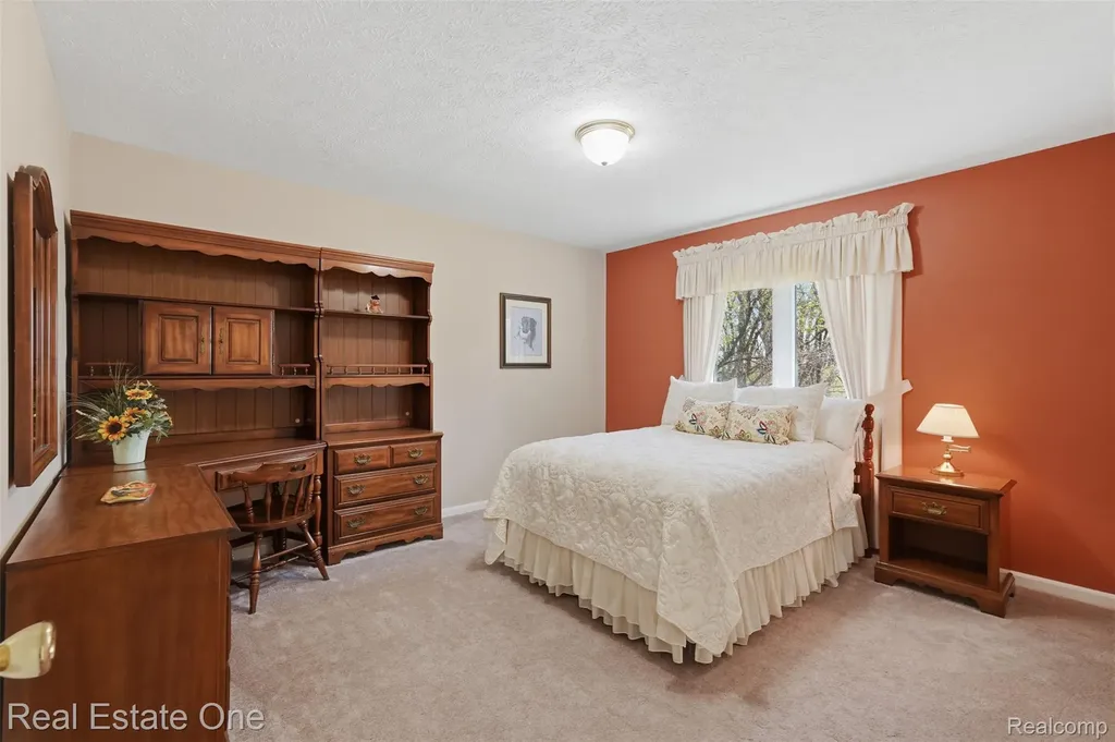 6514 Mountview Court Genoa Township MI 48116