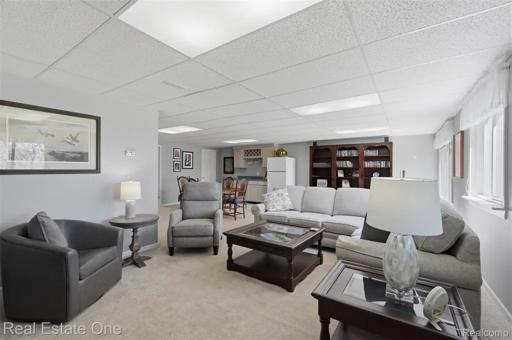 6514 Mountview Court Genoa Township MI 48116