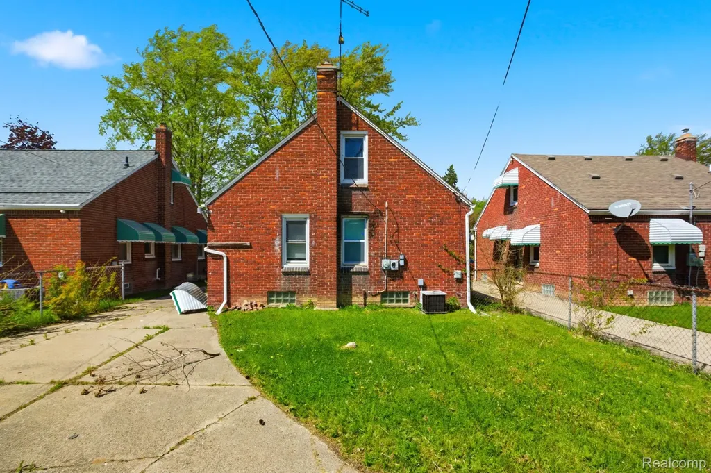 16496 Tacoma Street Detroit City MI 48205