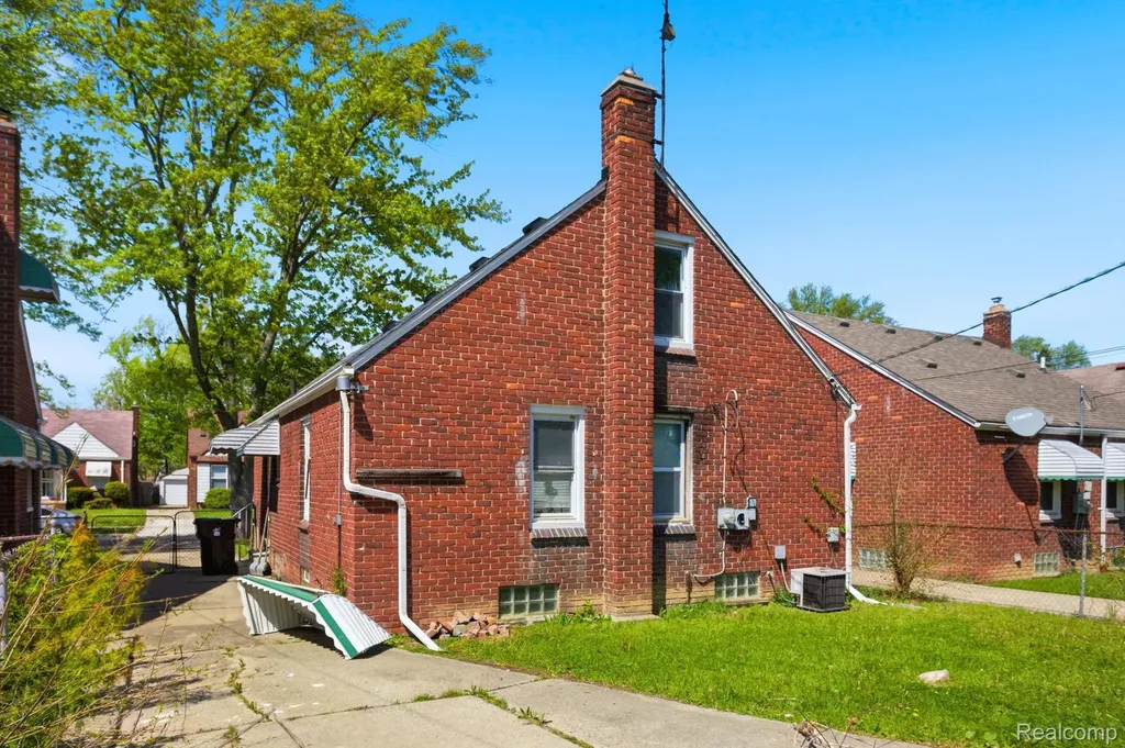 16496 Tacoma Street Detroit City MI 48205