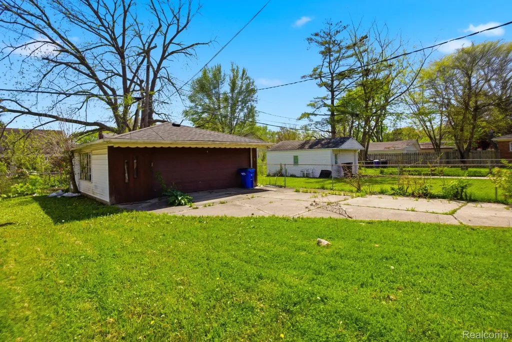 16496 Tacoma Street Detroit City MI 48205