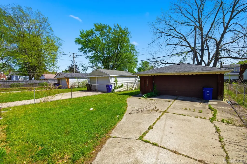 16496 Tacoma Street Detroit City MI 48205