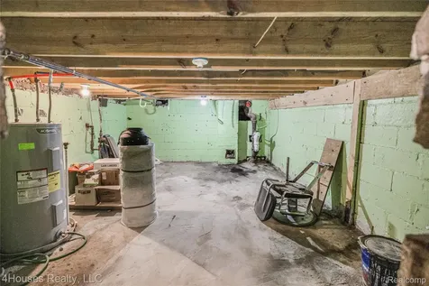 491 S Sanford Street Pontiac City MI 48341