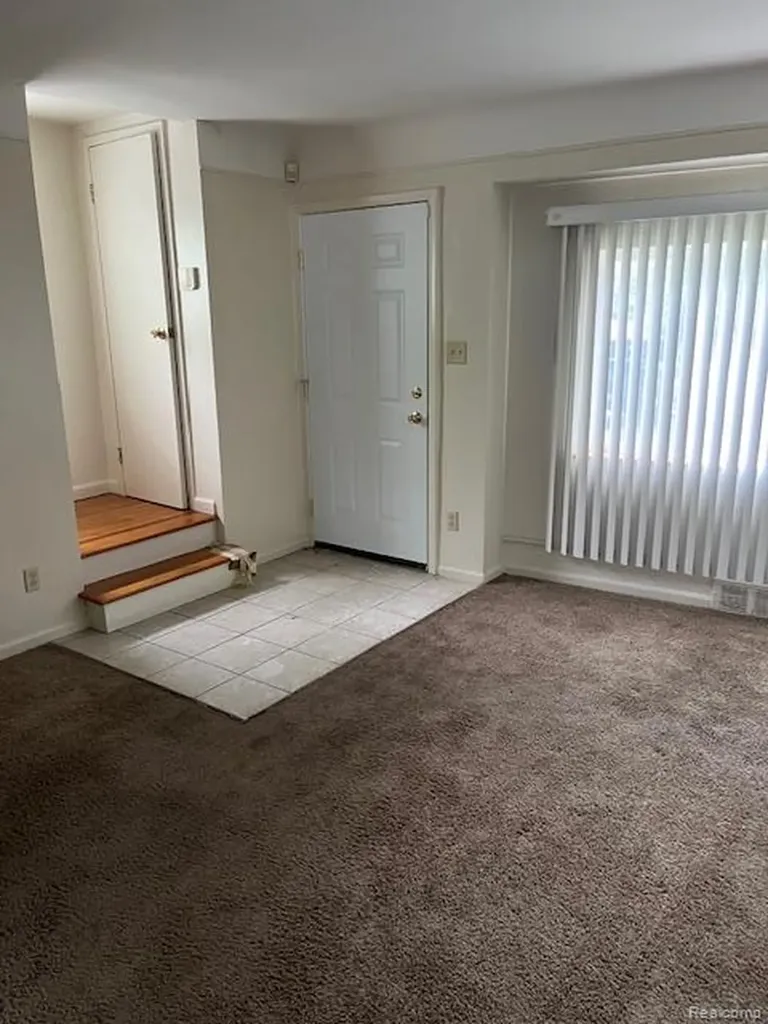 14526 Evergreen Road Detroit City MI 48223