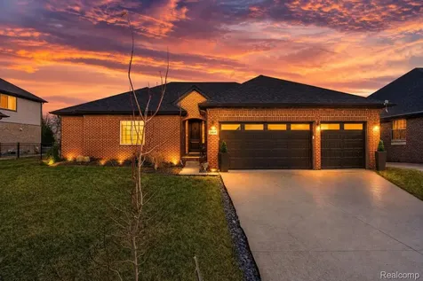 14664 Hannebauer Court Sterling Heights City MI 48313