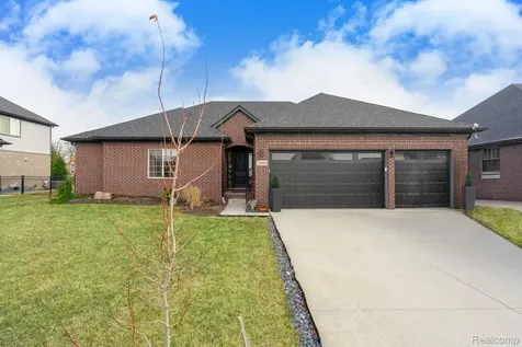 14664 Hannebauer Court Sterling Heights City MI 48313
