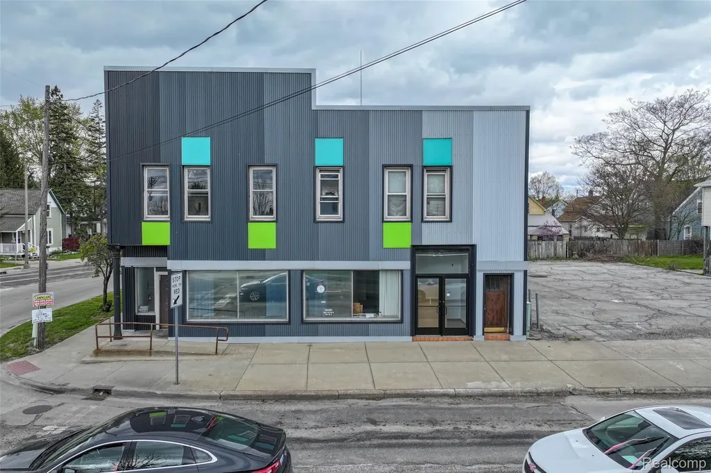316 S Henry Street Bay City City MI 48706