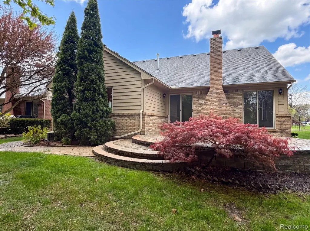 52186 Jacqueline Court Macomb Township MI 48042