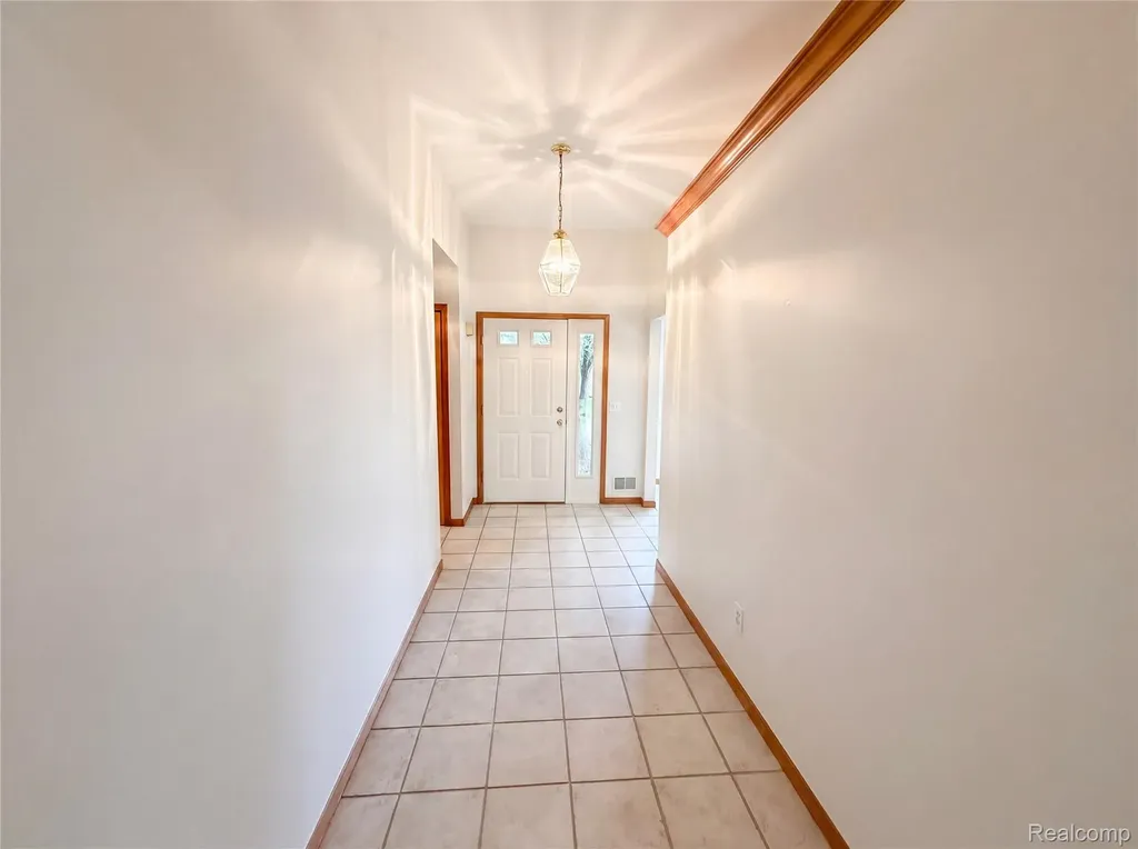 52186 Jacqueline Court Macomb Township MI 48042
