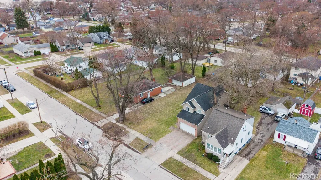 5128 Harding Street Dearborn Heights City MI 48125