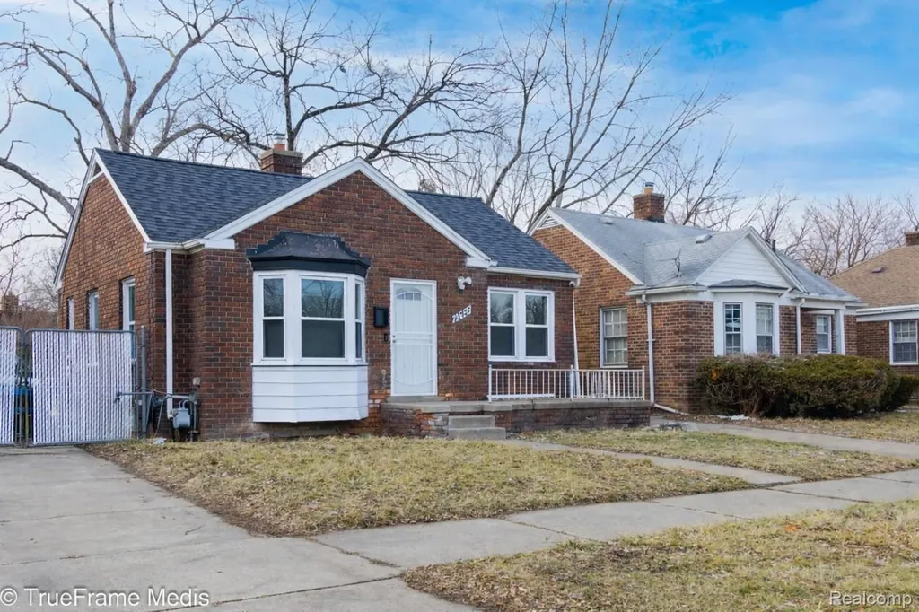 18627 Asbury Park Detroit City MI 48235