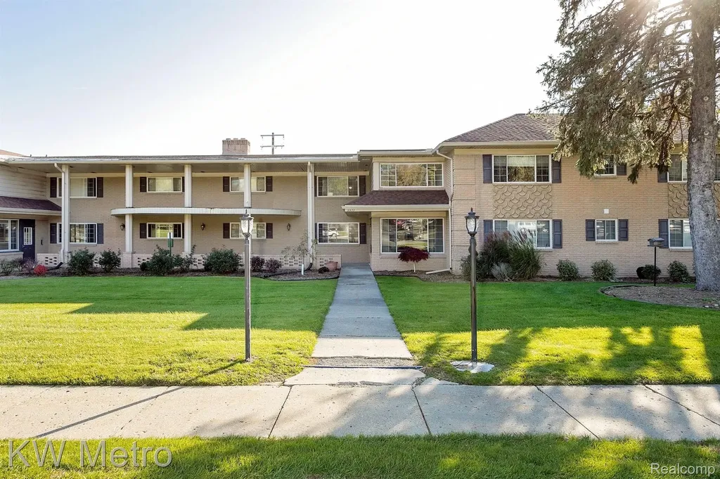 2377 Walton Boulevard Rochester Hills City MI 48309