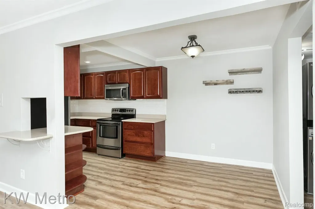 2377 Walton Boulevard Rochester Hills City MI 48309